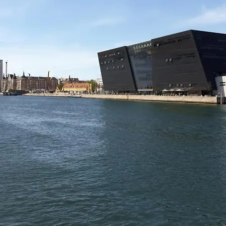 Unique 3 Bedroom In Vibrant Frederiksberg * Κοπεγχάγη