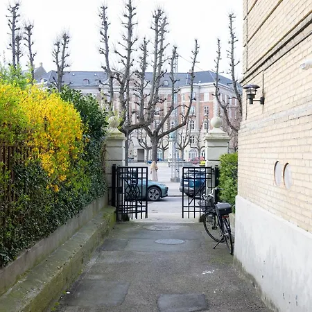 Unique 3 Bedroom In Vibrant Frederiksberg Apartment