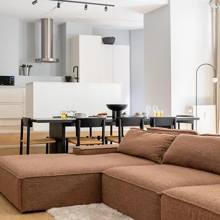 Unique 3 Bedroom In Vibrant Frederiksberg *
