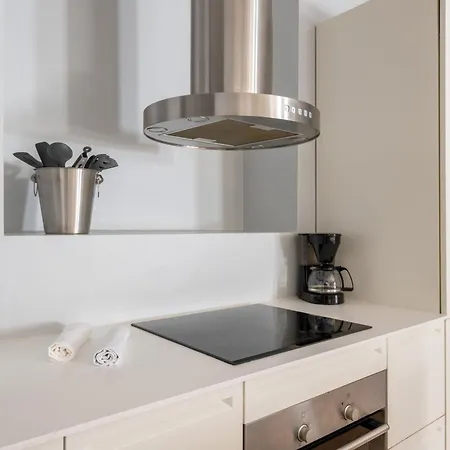 Apartamento Unique 3 Bedroom In Vibrant Frederiksberg *