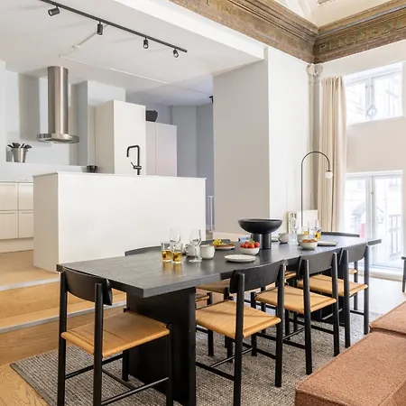 Unique 3 Bedroom In Vibrant Frederiksberg Copenhague