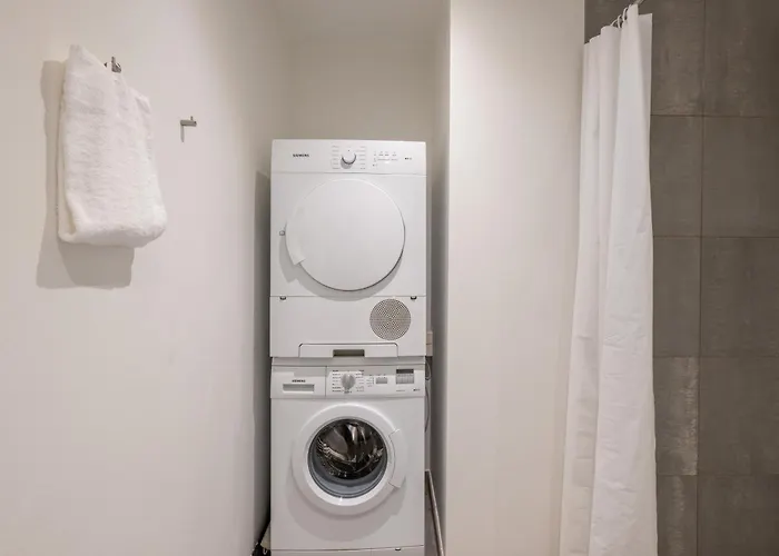 Unique 3 Bedroom In Vibrant Frederiksberg København