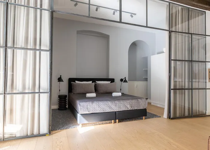 Unique 3 Bedroom In Vibrant Frederiksberg