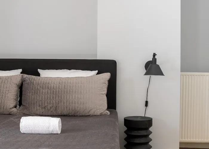 Lejlighed Unique 3 Bedroom In Vibrant Frederiksberg *