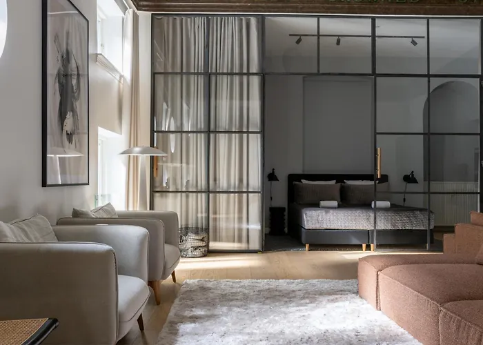 Unique 3 Bedroom In Vibrant Frederiksberg *