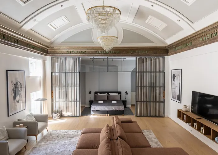 Unique 3 Bedroom In Vibrant Frederiksberg * København