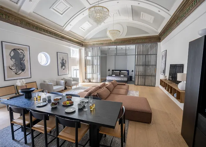 Unique 3 Bedroom In Vibrant Frederiksberg